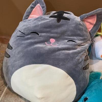 Lot 109- Stuffies