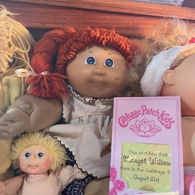 Lot 112 - Cabbage Patch Dolls