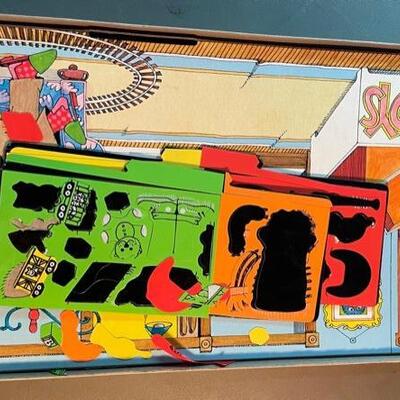 Lot 118 - Colorforms Ernie & Berts Playtime