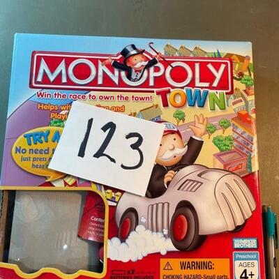 Lot 123 - Monopoly Town