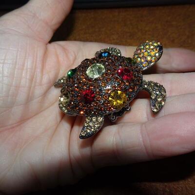 Rhinestone Colorful Turtle Ring, Stretchy