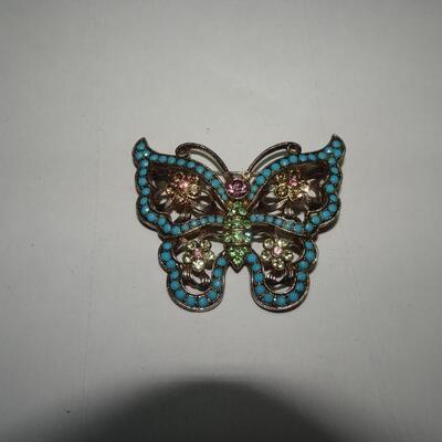 Pretty Blue Butterfly Pin 
