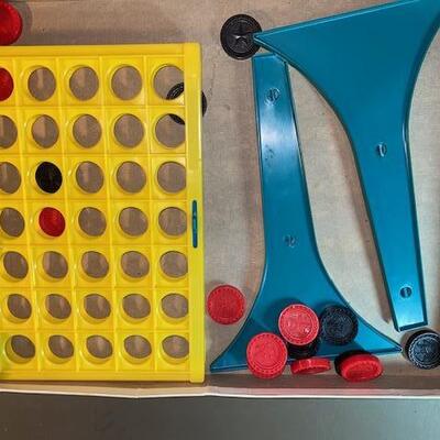 Lot  134 - Connect Four Game