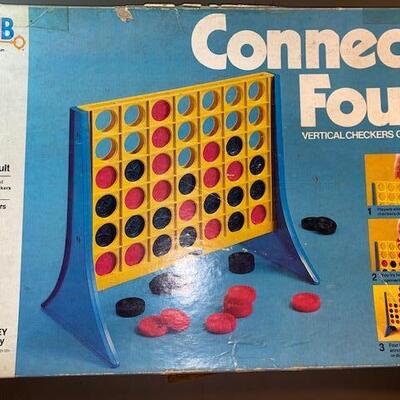 Lot  134 - Connect Four Game