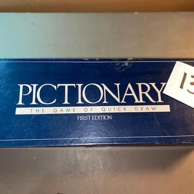 Lot 137 - Pictionary First Edition