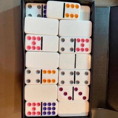 Lot 163 - Dominoes and Cribbage