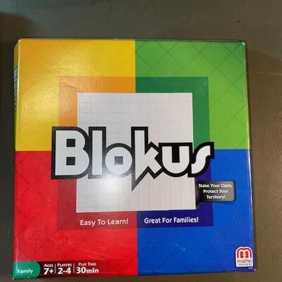 Lot 169 -Skip Bo and Blokus Games