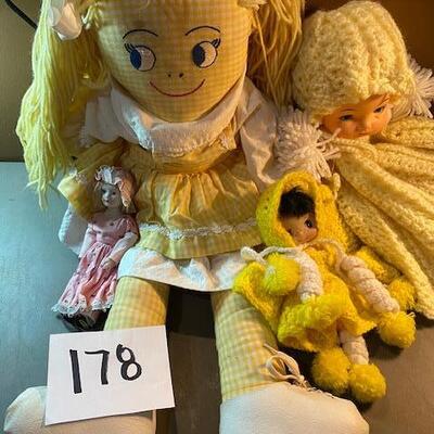 Lot 178 - 4 vintage handmade dolls