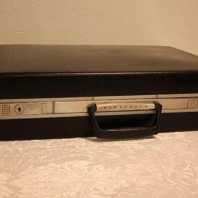 #15 Briefcase, Samsonite