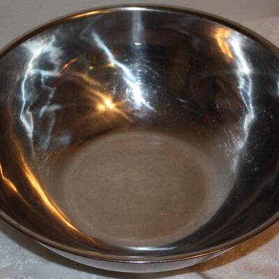 #24 Stainless Steel Mixing Bowls
