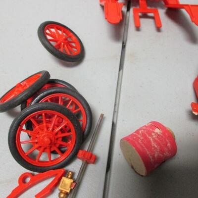 Lot 152 - Revell Pull Toy Parts