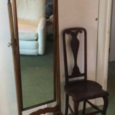 G-102 Mahogany Art Nouveau Vanity Chair and Cheval Mirror 