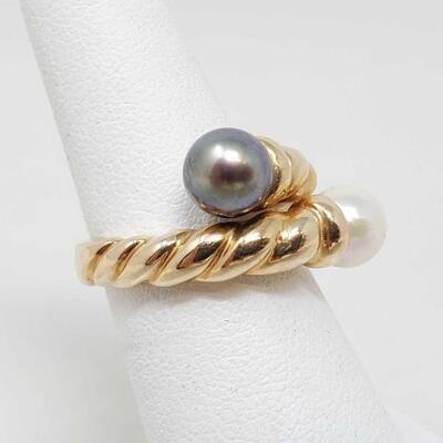 #138 â€¢ 14k Gold Ring With Pearls, 6.3g