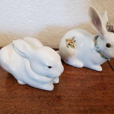 #1068 â€¢ 2 Bunny Lladro Statues