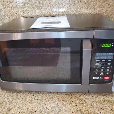 #2504 • TOSHIBA Microwave Solo Oven