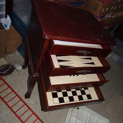 Little Side Coffee Table Game Stand - Checkers, Backgammon, Chinese Checkers 