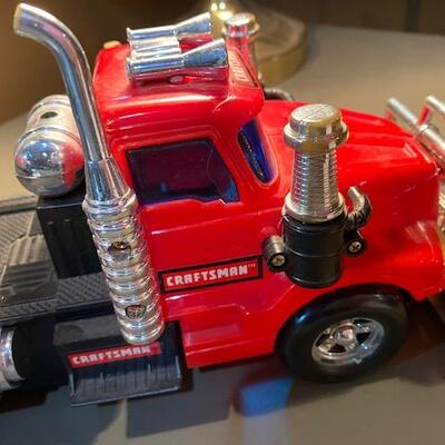 Lot 180 - Tonka and Craftsman trucks
