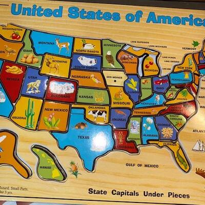 Lot 183 - Maps , map puzzles
