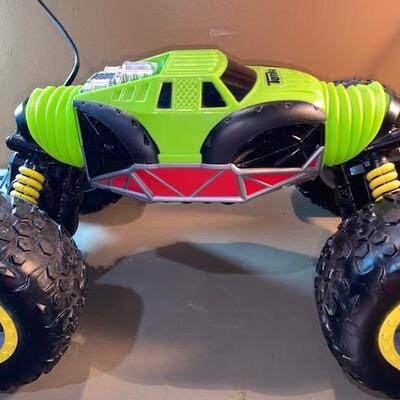 Lot 185 - Tonka remote control Monster truck