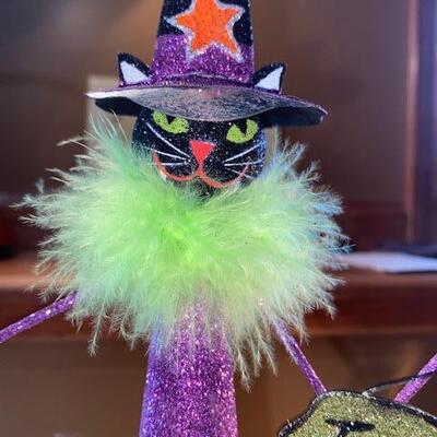 Lot 190 -  Halloween Misc. 