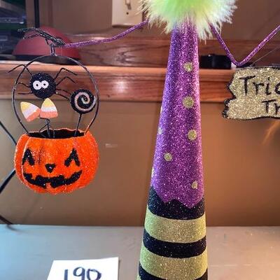 Lot 190 -  Halloween Misc. 