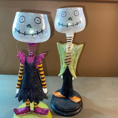 Lot 191 - Halloween Couple