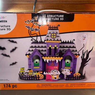 Lot 192 - Halloween Misc