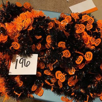 Lot 196 - Halloween Garland 