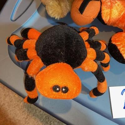 Lot 207 - Halloween Plush