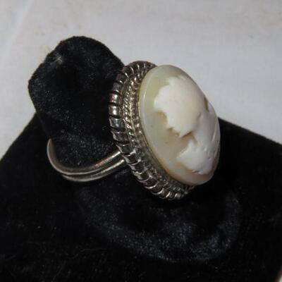 Silver Cameo Adjustable ring