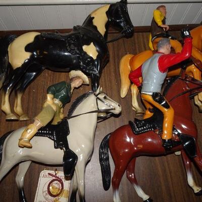 1950's Plastic Cowgirls & Cowboys on Horse Figures, Hard Plastic Toys, Wild West 4 horses, 1 female, 2 male riders 