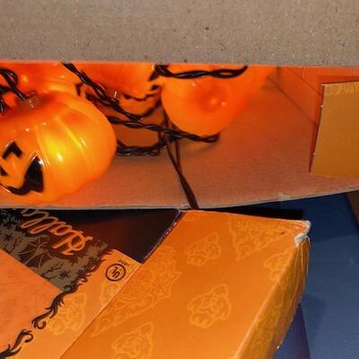 Lot 218 - Pumpkin Lights