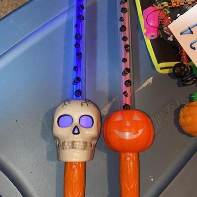 Lot 224 -  halloween Misc