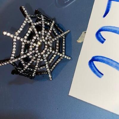 Lot 227 - Spider web bracelet