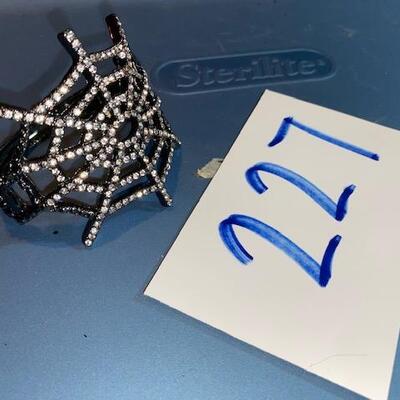 Lot 227 - Spider web bracelet