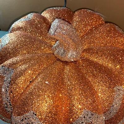 Lot 233 - Glitter Pumpkin