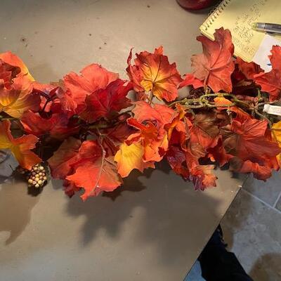Lot 236 - Fall leaf garland
