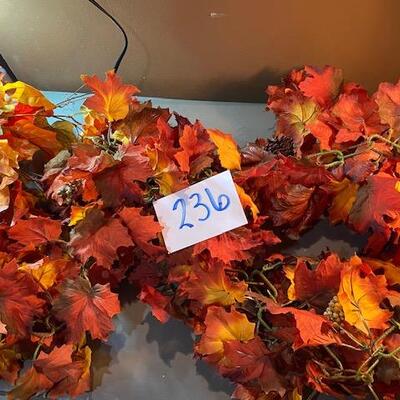 Lot 236 - Fall leaf garland