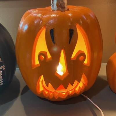 Lot 241 - three pumpkins