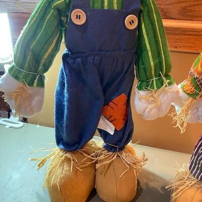 Lot 242 - Mikey ajnd Disney Scarecrows 