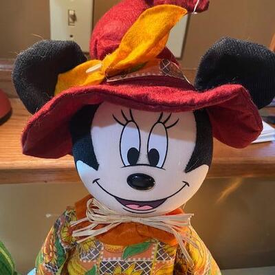 Lot 242 - Mikey ajnd Disney Scarecrows 