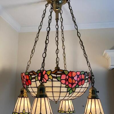 A-113 Tiffany Style Hanging Lamp