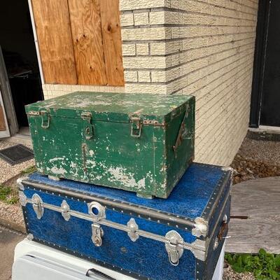 GREEN Wood Trunk Local Pickup Only