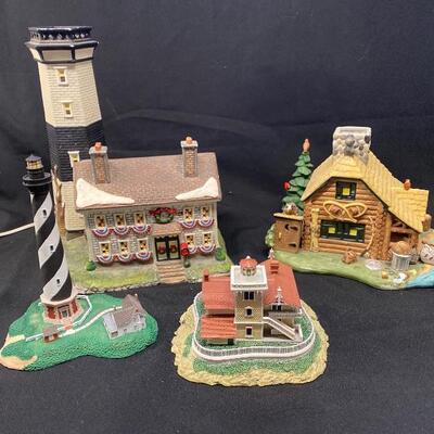 Lot 16: Light House Decor