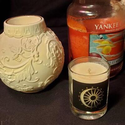 Lor 27:  Candles and Decor