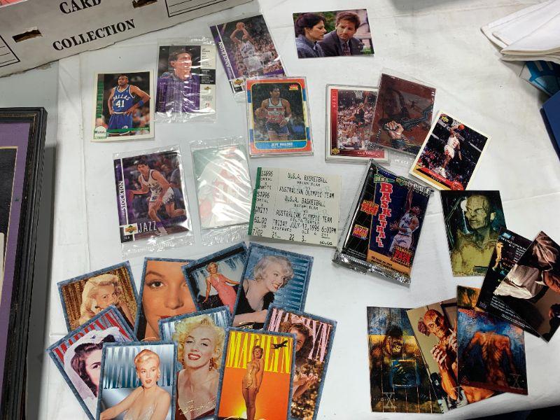 161 Vintage Collectors Cards