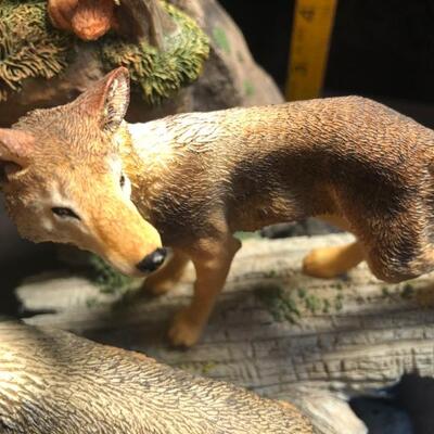 Danbury Mint - Nick Bibby - Wolf Collection - "Generations" L.E. Figurine