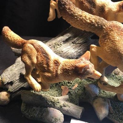Danbury Mint - Nick Bibby - Wolf Collection - "Giving Chase" L.E. Figurine