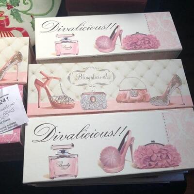 14 Decorative Gift Boxes - Multiple Styles 