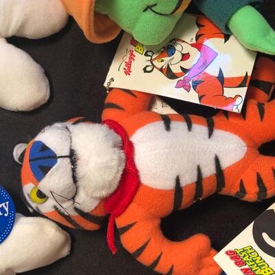 8 Vintage Food Themed Stuffed Animals - Mr Peanut, Tony The Tiger, Fruit Loop Toucan, Smacks Dig em, 3 smaller Pillsbury Doughboys, and 1...